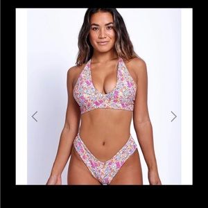 Skatie bathing suit top